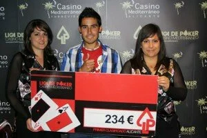 Ganador torneo poker universitario casino Mediterráneo